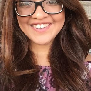 Meet your Posher, Mayra